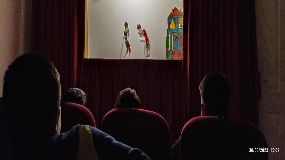 Dünya Tiyatrolar Günü Nedeniyle Öğrencilerimiz Hacivat Karagöz Müzesini Ziyaret Ettiler